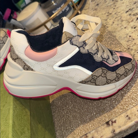 Gucci Sneakers Pink/Cream | Gently Worn 2x | Minor Marks | Dust Bag + Box - Picture 1 of 6